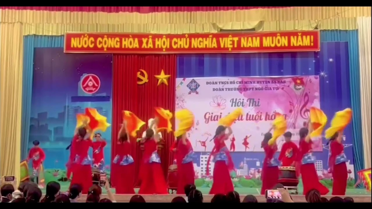 Mashup &Acirc;m Vang Đất Việt - Hương Đất Việt
