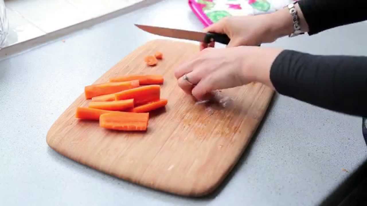 How to Prepare Finger-Sized Food for Your Baby (Baby-Led Weaning)
