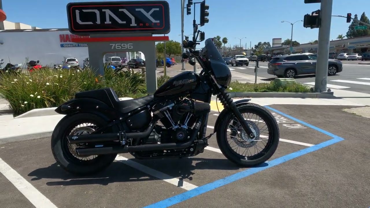 2018 Harley Davidson Street Bob / Walk Around / Start Up / Sound Clip