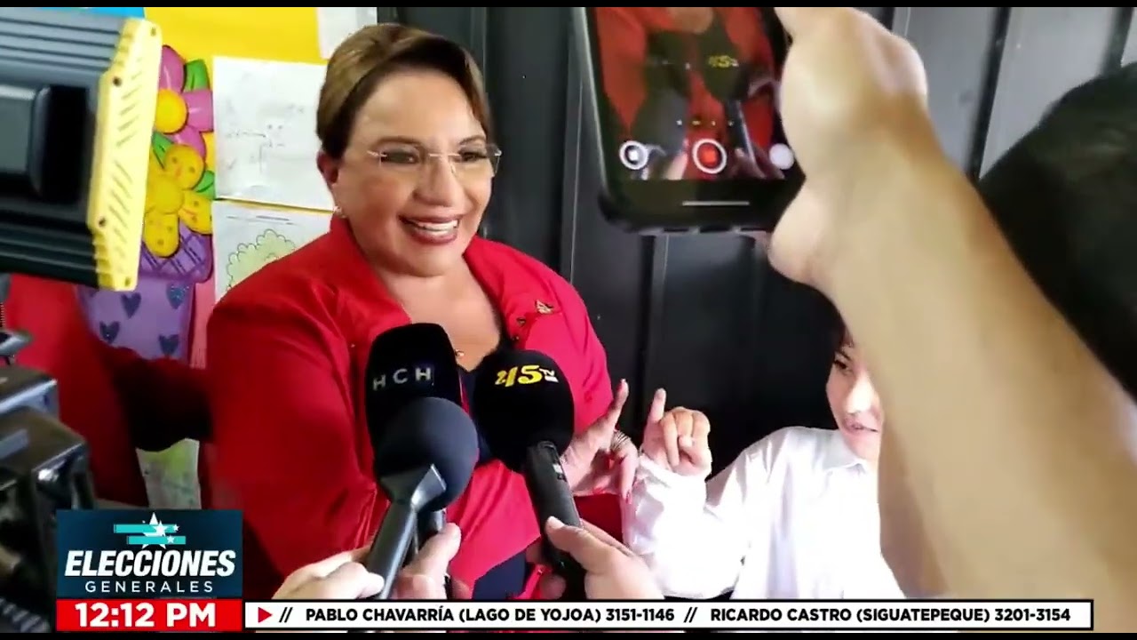 En plancha vota pareja presidencial en el barrio El Espino de Catacamas, Olancho