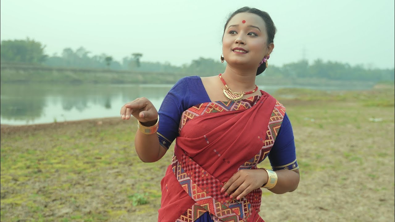 Borokha potharot  Assamese bihu song