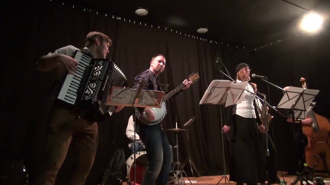 Mackie Messer Klezmer Band ve Studiu Ampulka II.