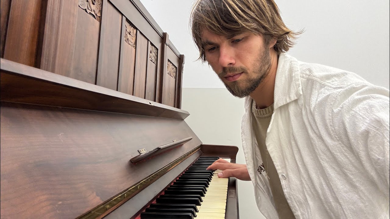 Live Story of Composer