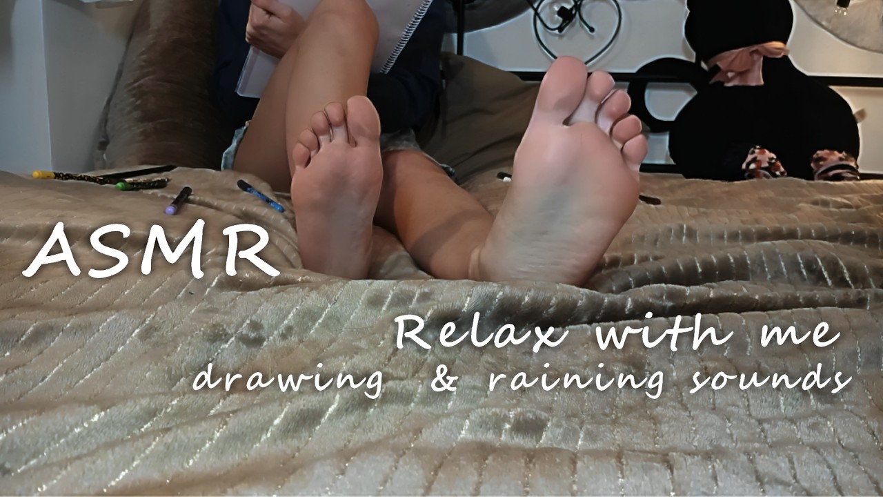 ASMR | Relax with me with Drawing & Raining sounds ✏️