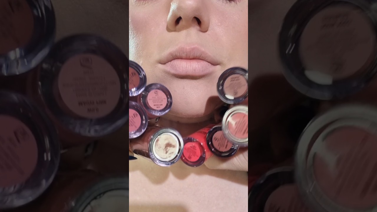 Swatches Makeup Revolution Pout Bomb Lipgloss  #makeupshorts #makeup #makeuprevolution #lipgloss