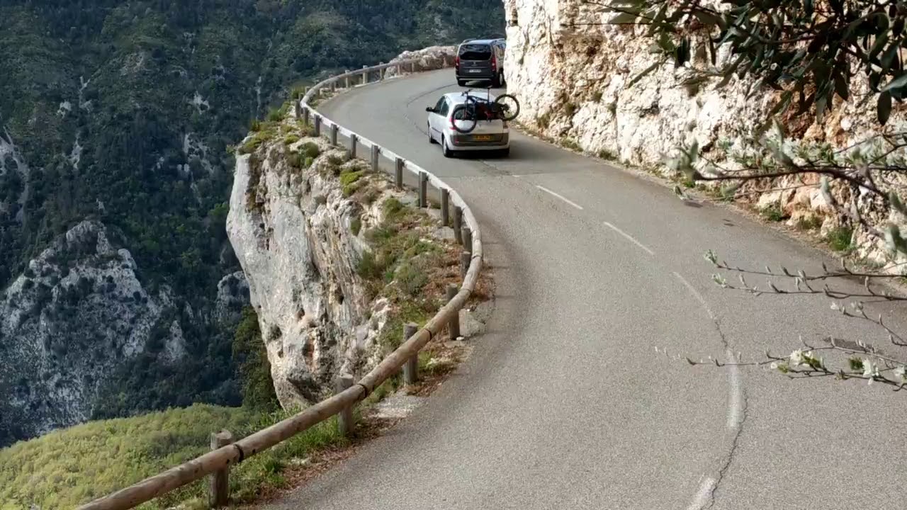 Moto&Drone Ep1: Gorge du Loup- Gourdon- Greoliere- Coursegoule- Col de Vence