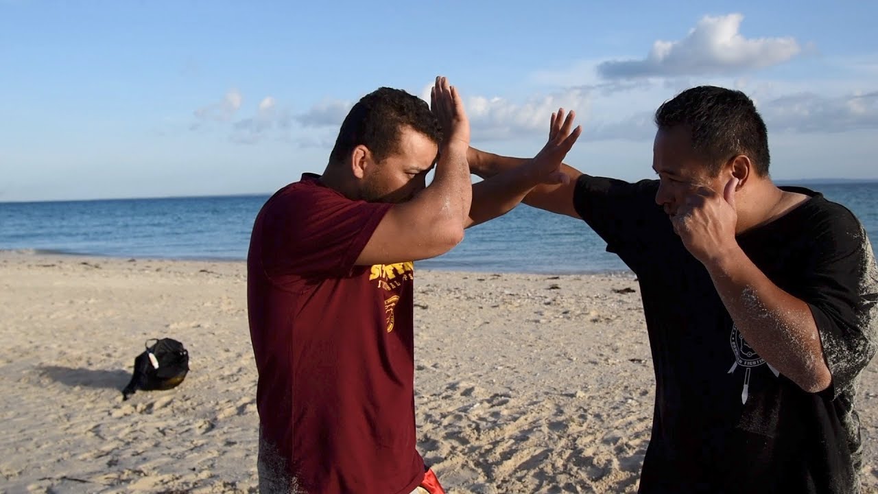 3 TECHNIQUES D'URBAN FIGHT ET DE SILAT (FT MAUL MORNIE)