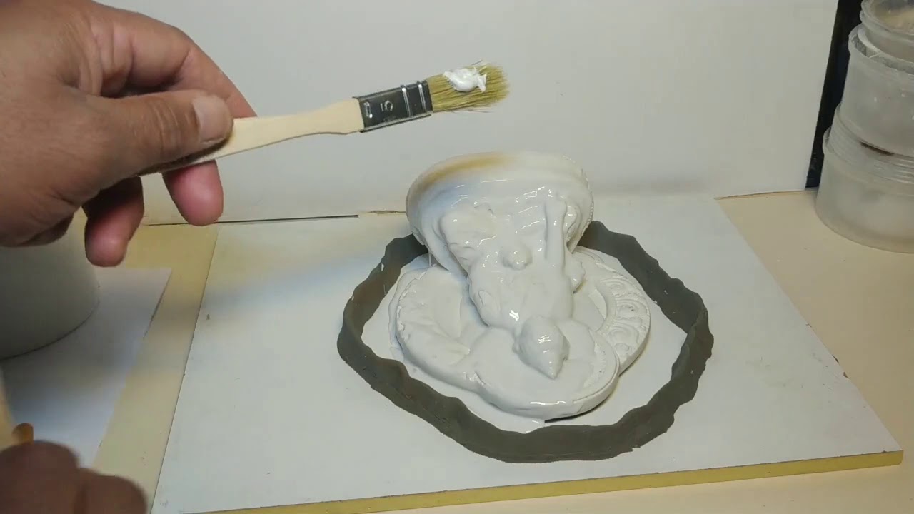 Fabrication d'un moule en silicone une partie haut relief technique estampage