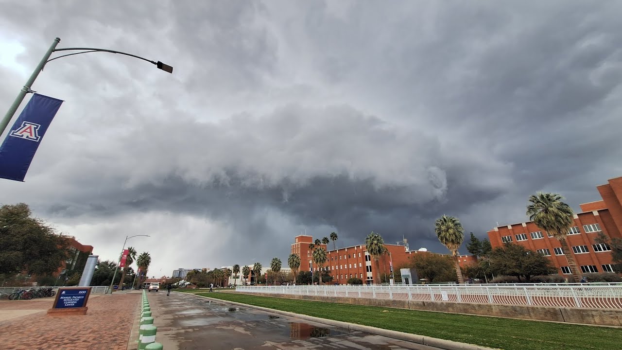 Shelf Cloud and Hail in Tucson