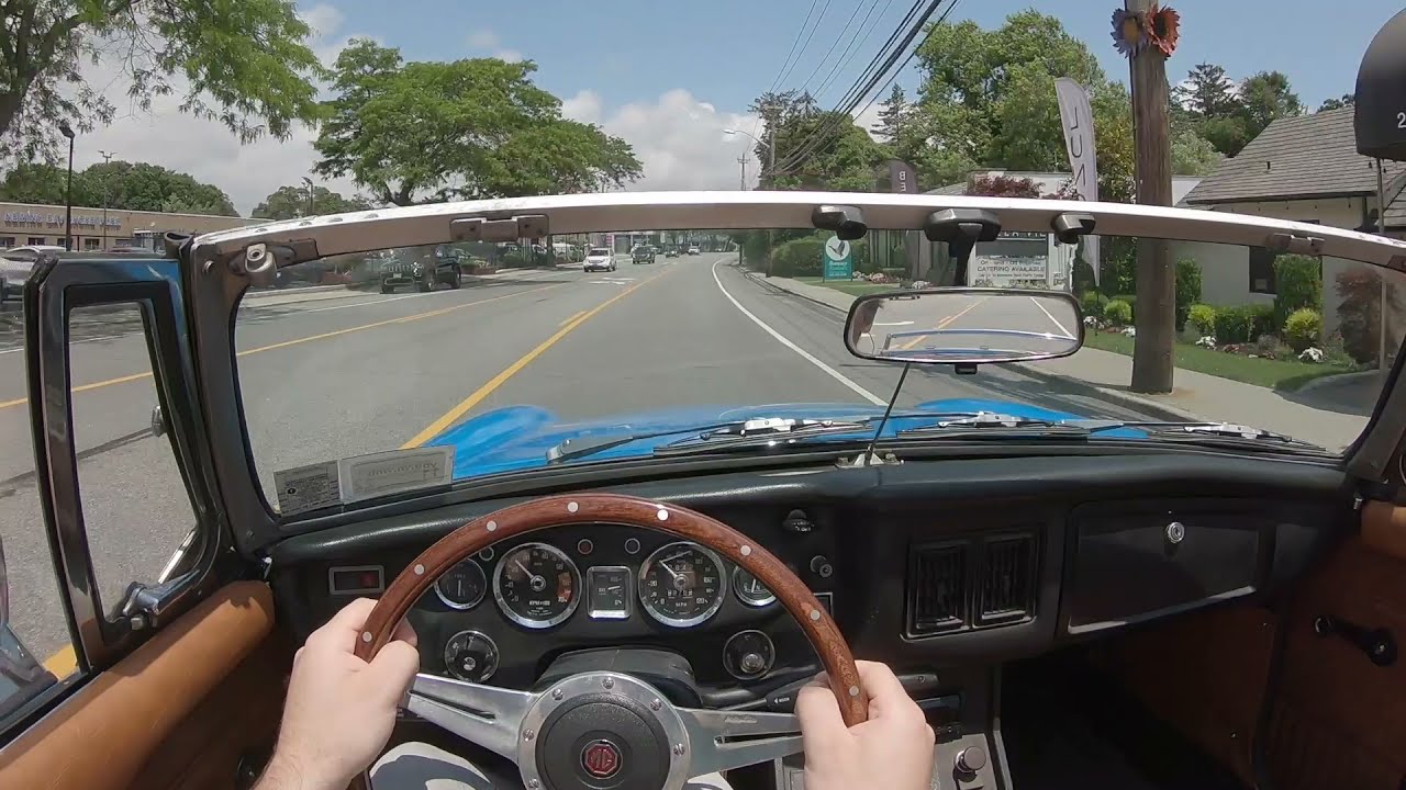 1975 MG MGB POV Drive - SU HS4 Carbs & High Compression Engine (Binaural Audio)