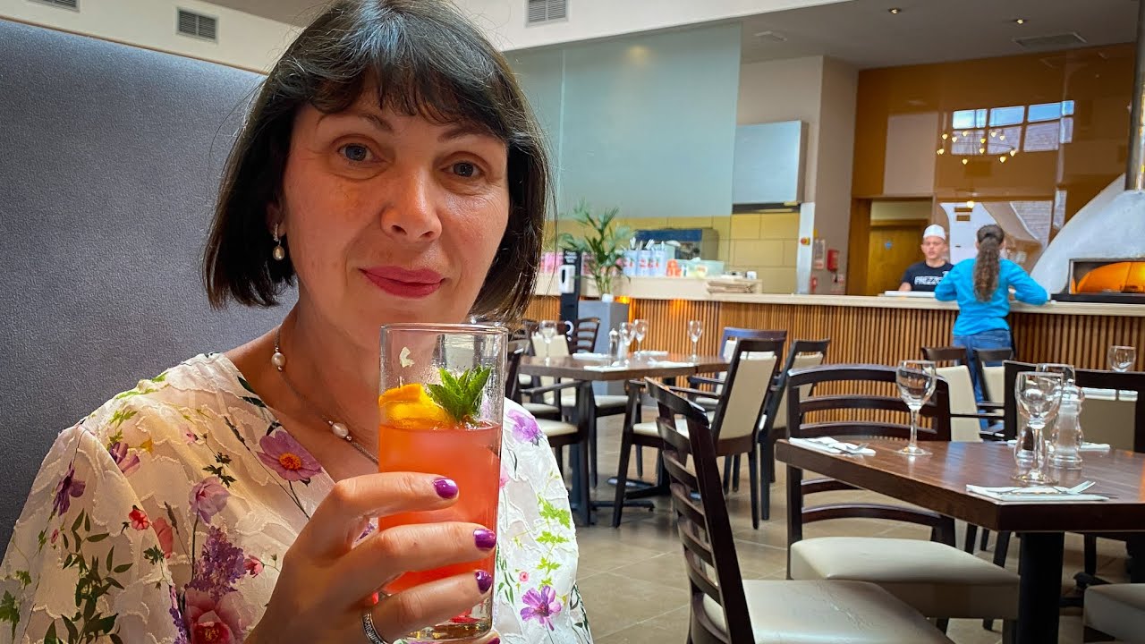 Vlog 22 - Sunday walk in Godalming in July