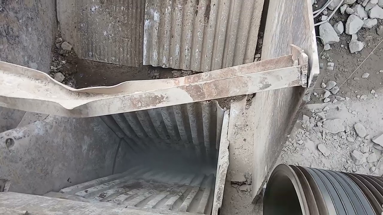 Máy nghiền mỏ đá HƯNG chuối soklu