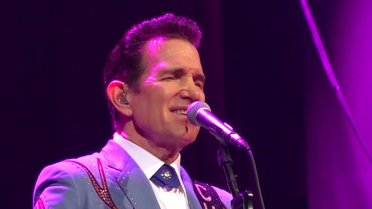 Chris Isaak Live 2024 🡆 Wicked Game 🡄 May 21 ⬘ Houston House of Blues