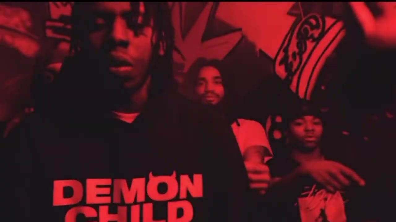Relly Gunz - 2 Different Gs ( Official Visualizer ) 