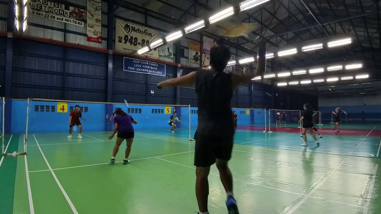 Dani/Jam VS Bea/Ted