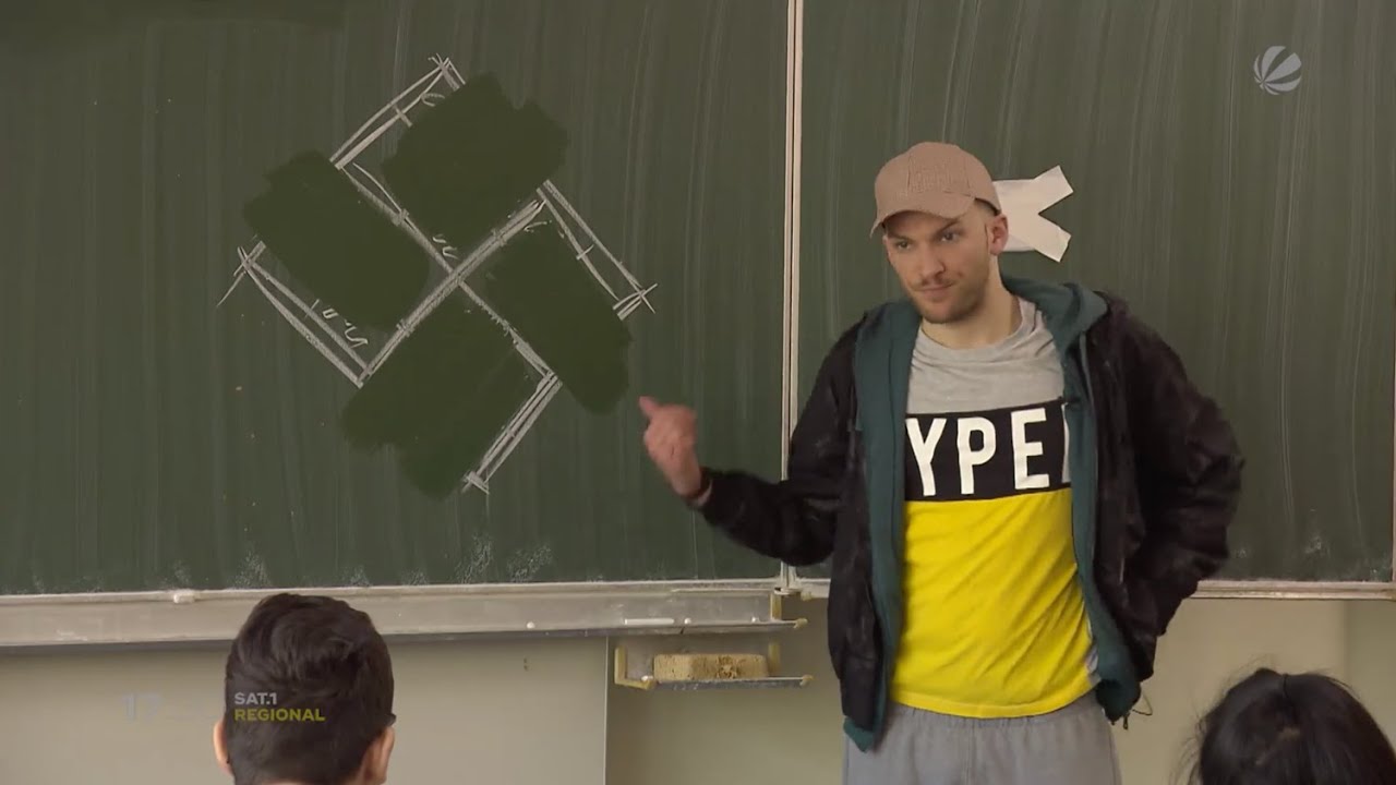 Nazi-Aussteiger: Theaterprojekt im Klassenzimmer