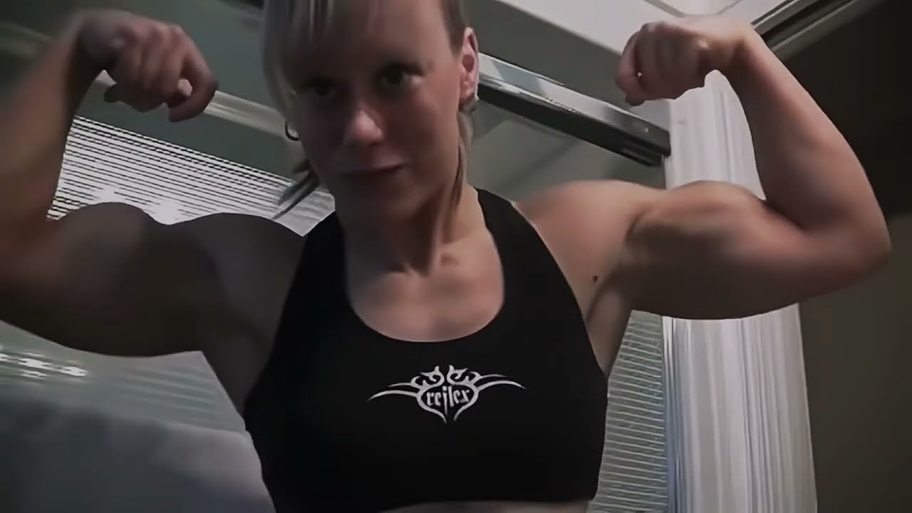 Wendy Lindquist Biceps Flex