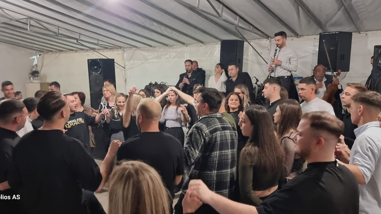 Αλήθεια εσείς στα club διακεδάζετε έτσι ? Δαμάσι Πανηγύρι Αγίων Θεοδώρων 2024- Κλαρίνο Δ. Μουσιάρης