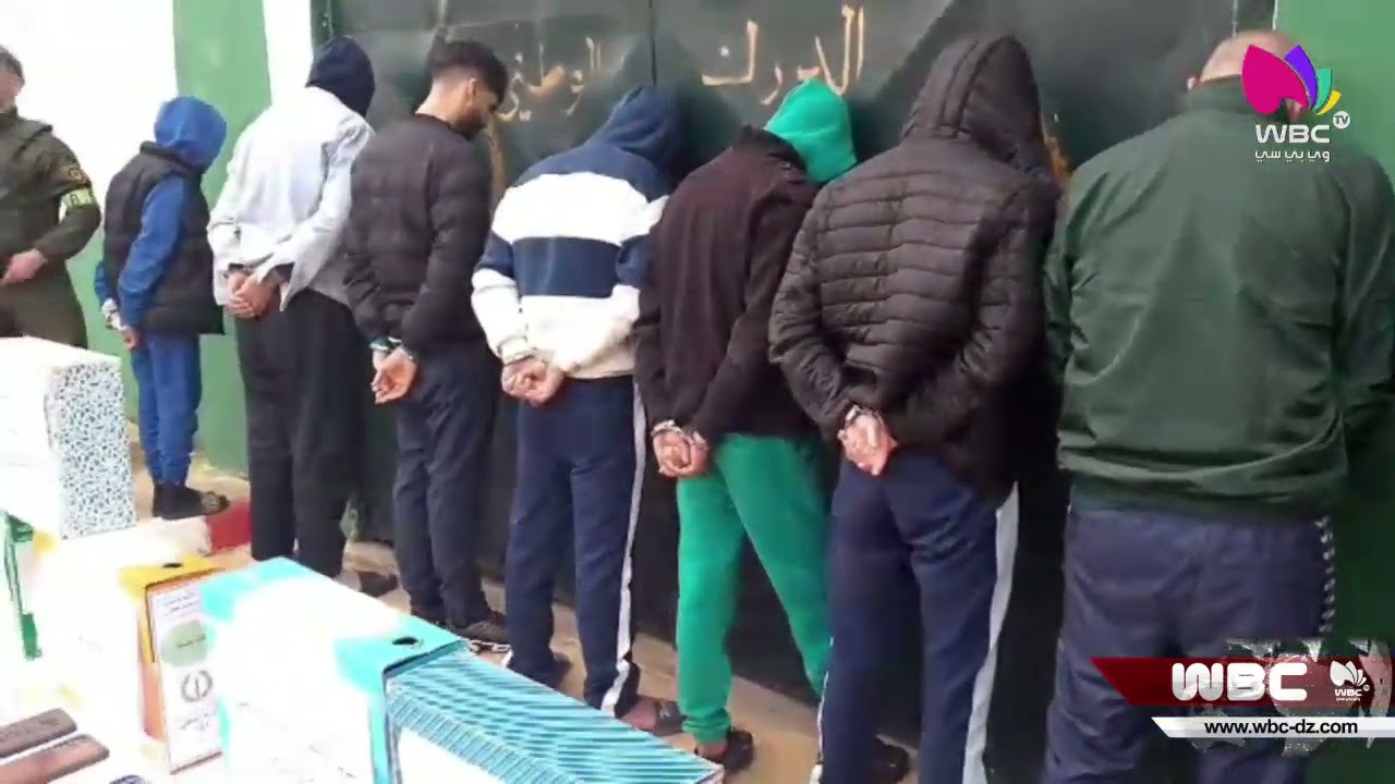تيزي وزو: الإطاحة بشبكة خطيرة بسيدي نعمان تتاجر بالكيف المعالج والأقراص المهلوسة