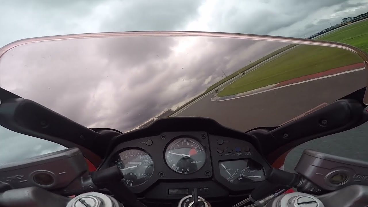 TT Assen May 2024 VFR 750