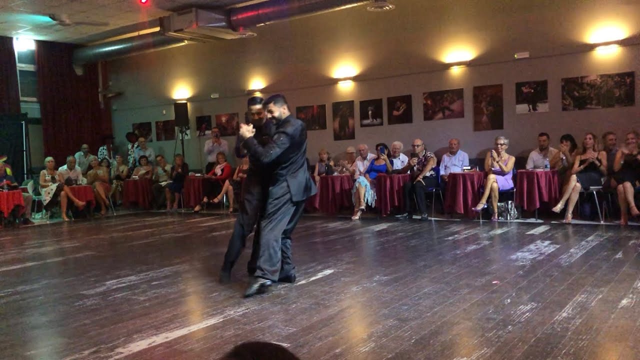Cristian Cerezo y Valentin Arias bailan vals Adios Querida - Juan D’Arienzo y Hector Maurè 1/3