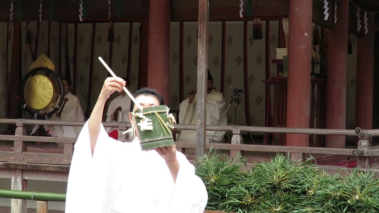 Yutateshinj：Iwashimizu Hachimangu Shrine（湯立神事：石清水八幡宮）