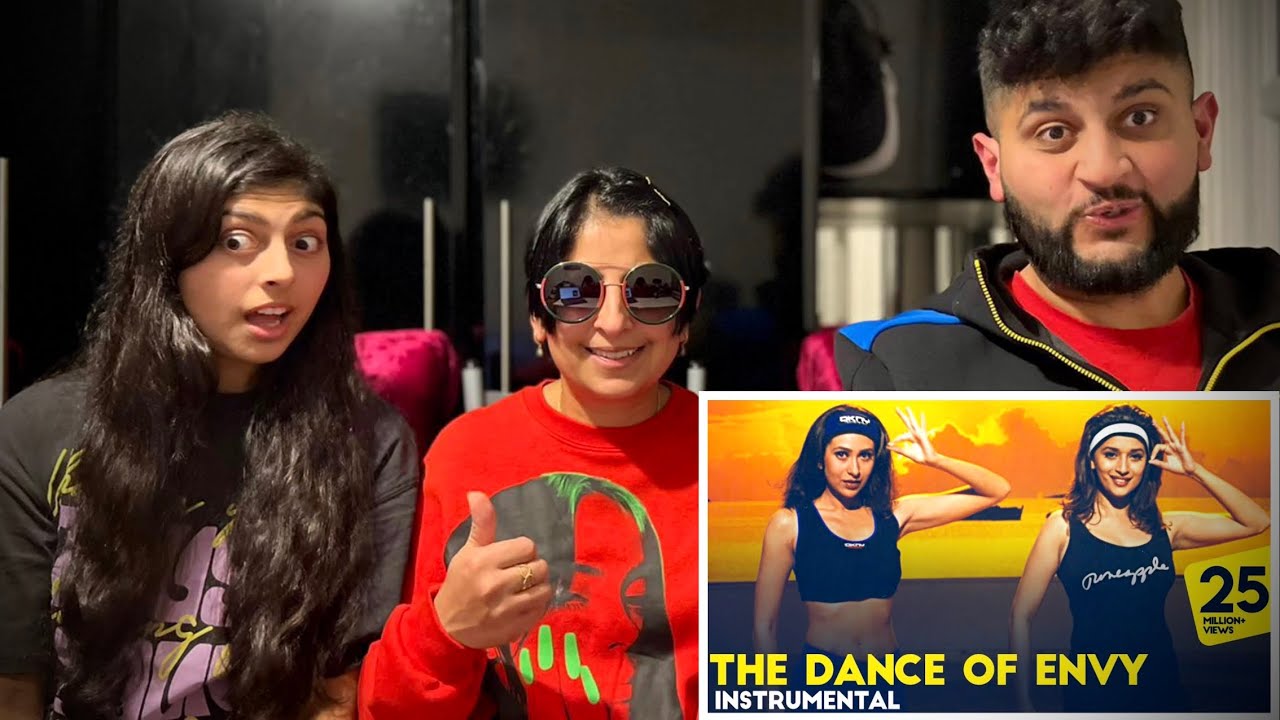 The Dance Of Envy | Instrumental | Dil To Pagal Hai | Madhuri Dixit, Karisma Kapoor - 🇬🇧 Reaction!