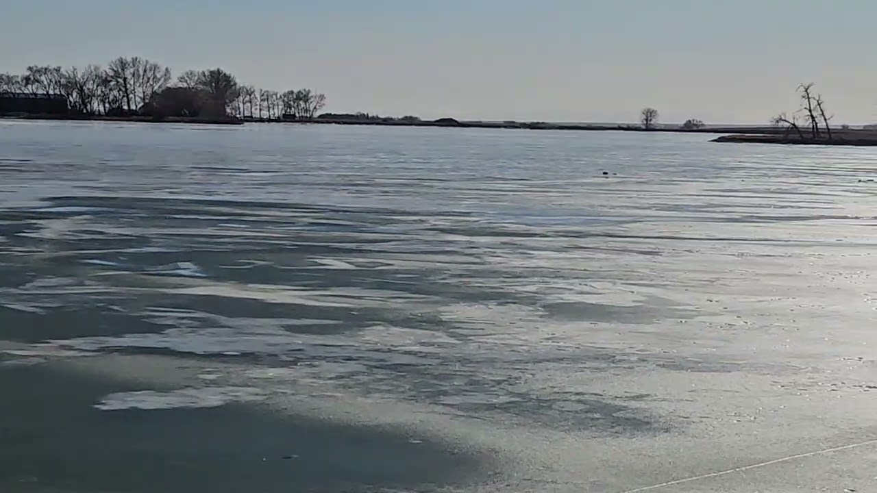 Que chulada cuando se frisa el lago en Lethbridge Alberta 
