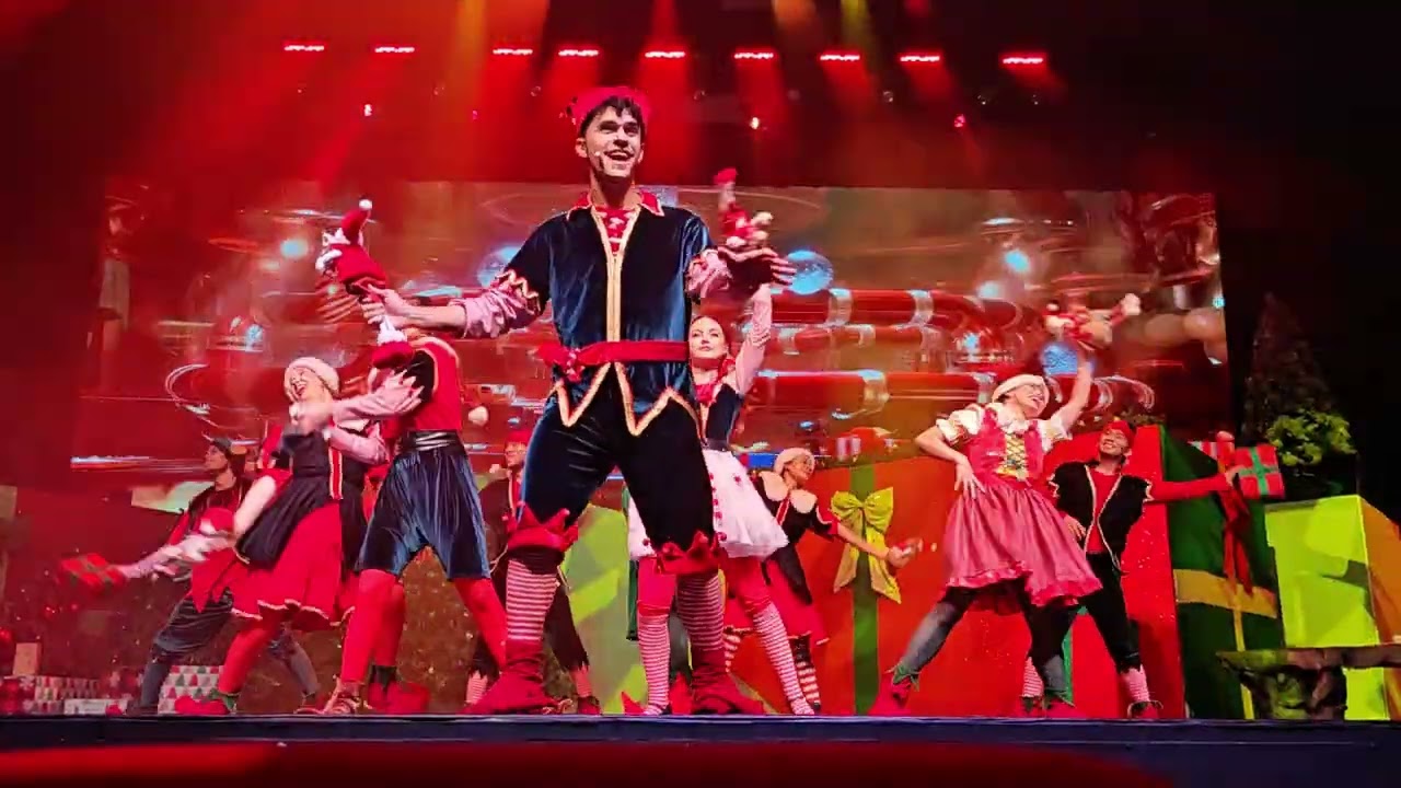 The Elf who list a wish Christmas show at Hollywood theater Motiongate Dubai - 11 January 2026