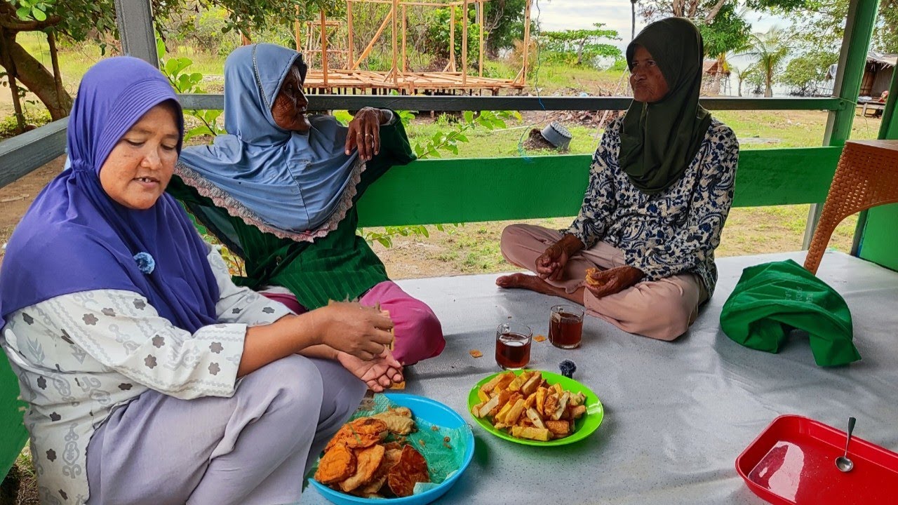 Sembang Keluarga Tok Kamis