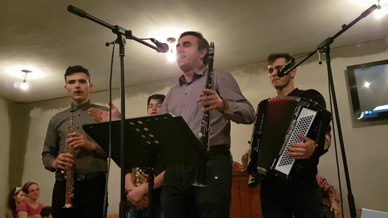 Familia Ambrău - Trăirea prin credință (2017)