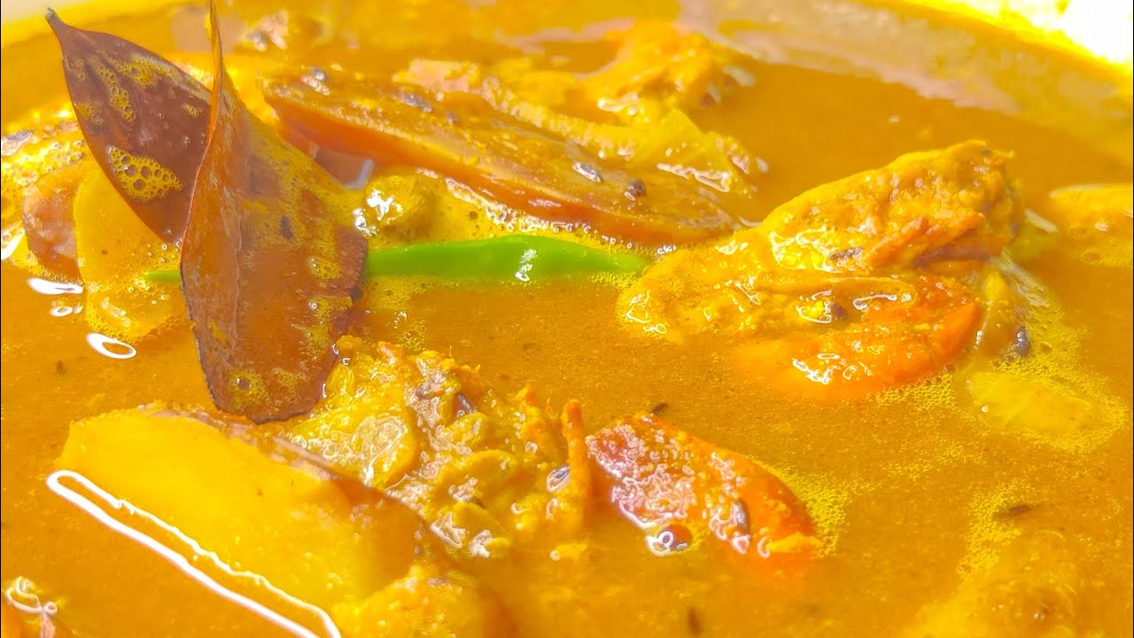 একটি সেকেলের স্বাদের জামালু দিয়ে অনেক মজাদার চিংড়ির পাতলা ঝোল | Authentic Bengali Style Prawn jhol