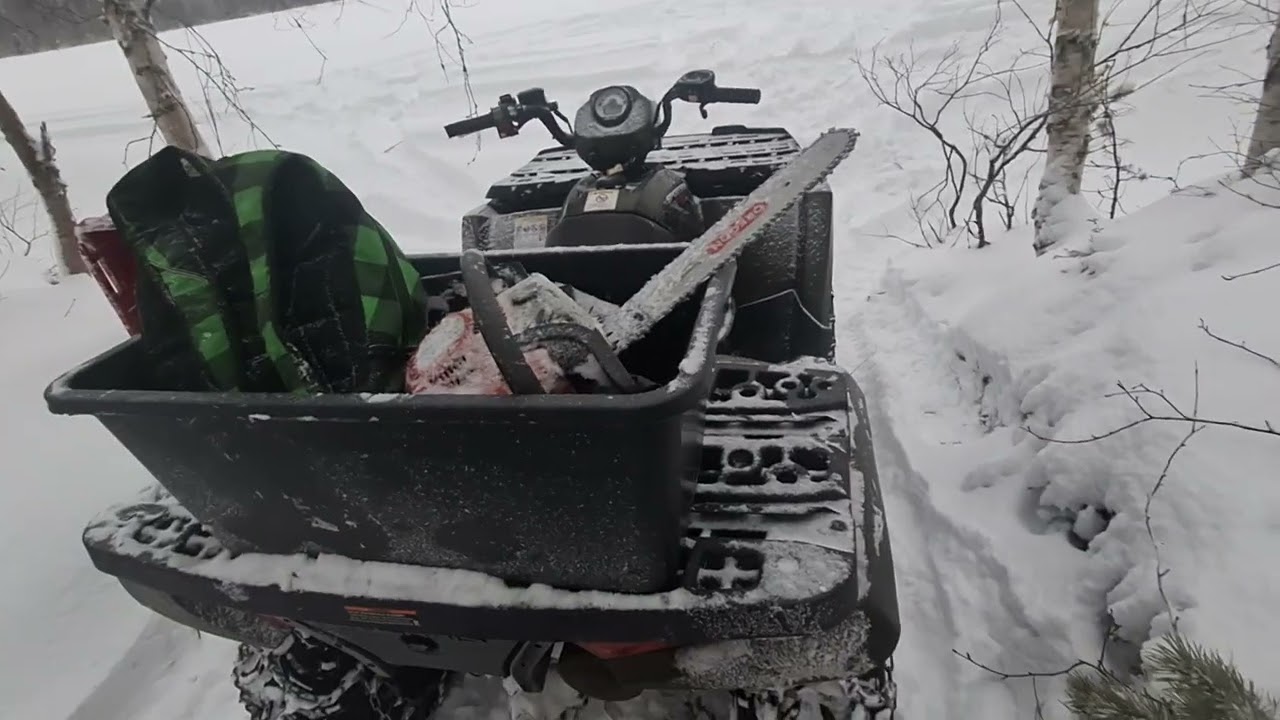 Metsätöissä mönkiällä
