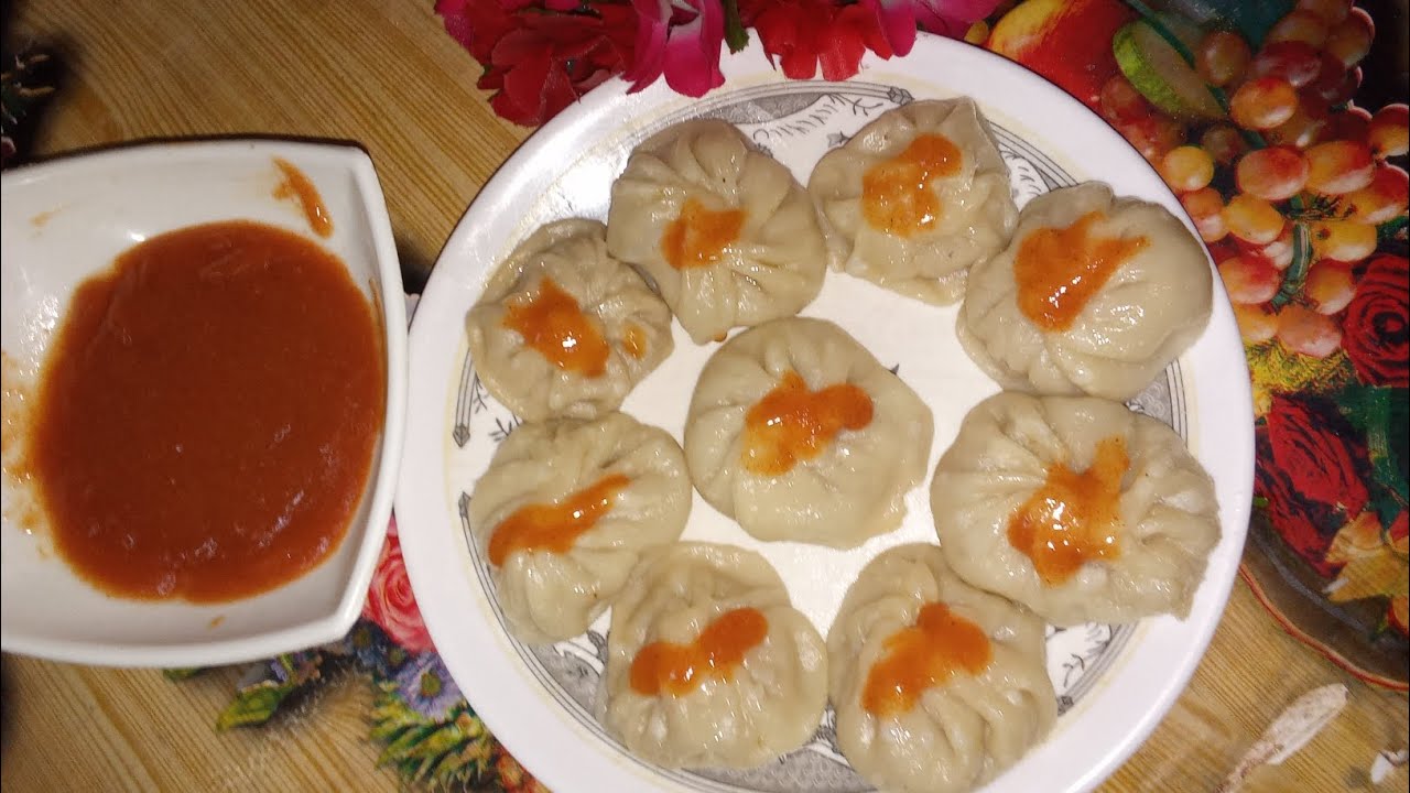 Steamed chicken Momo's recipe | chicken Momo's with spicy chutney 