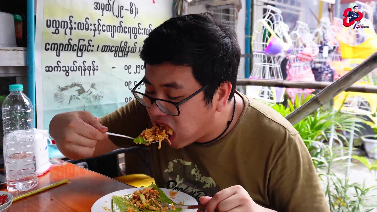 Myeik Desserts with Hot and Spicy Fired Rice Noodle 🍜 - Lemme Explore 🤔