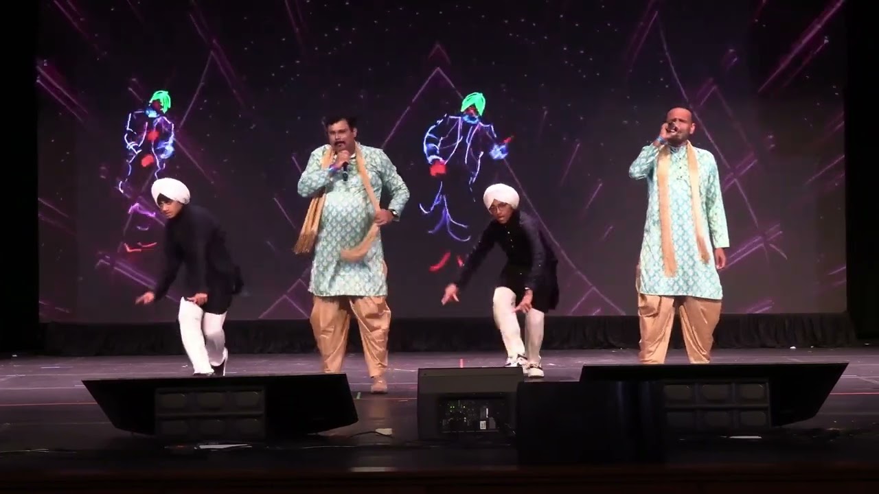 Udicha Chandirante 🎶 #stageshowsong #stageperformance #malayalamsongs #melam2025 #danceperformance 