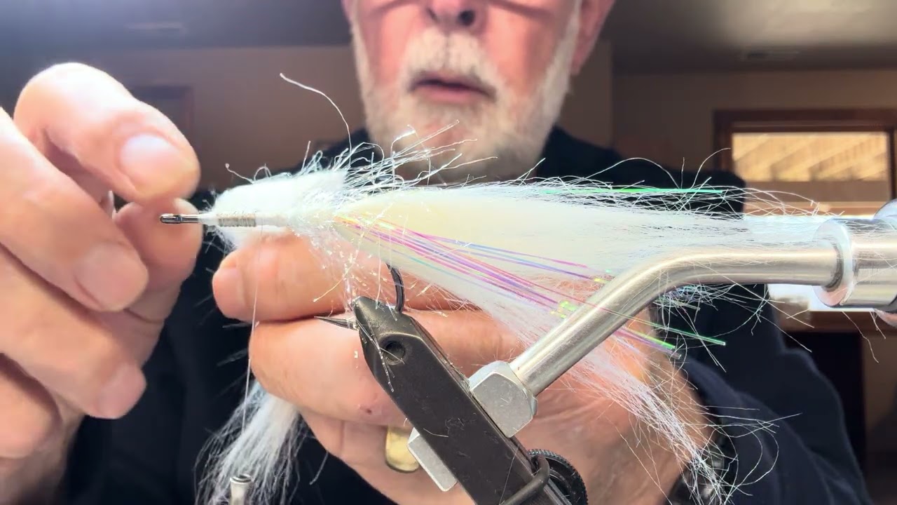 Red & White Pike Fly video Mike Dunnaway