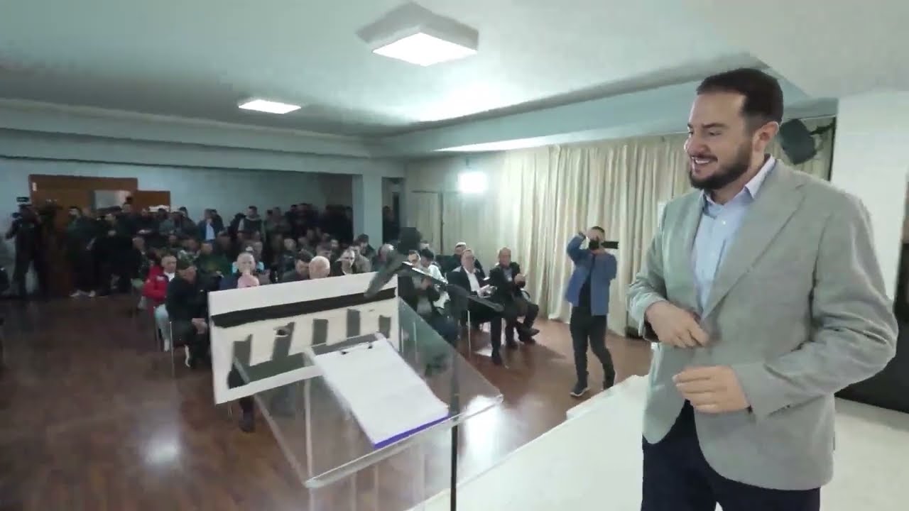 Salianji: Kandidoj përballë Berishës. Shpall zyrtarisht kandidaturën për kryetar të PD