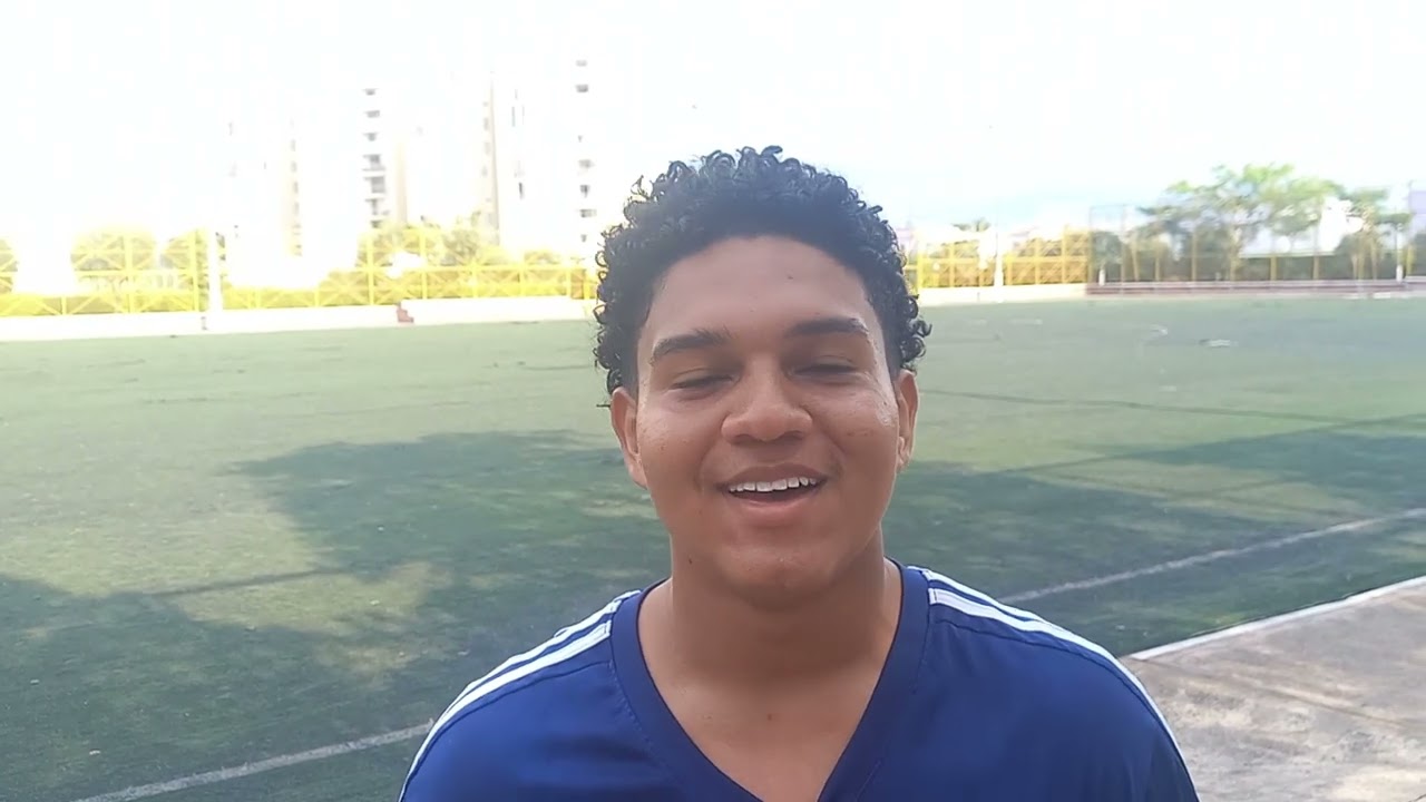 JOVEN FUTBOLISTA DEL ATLANTICO BUSCA SER PROFESIONAL EN NEIVA