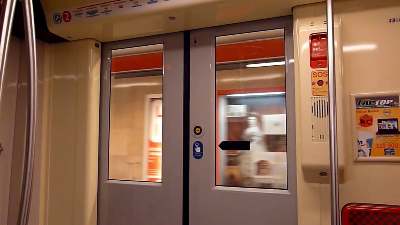 [HD] BKV M2-es metró - 415-419 2013.12.14 7:13:30