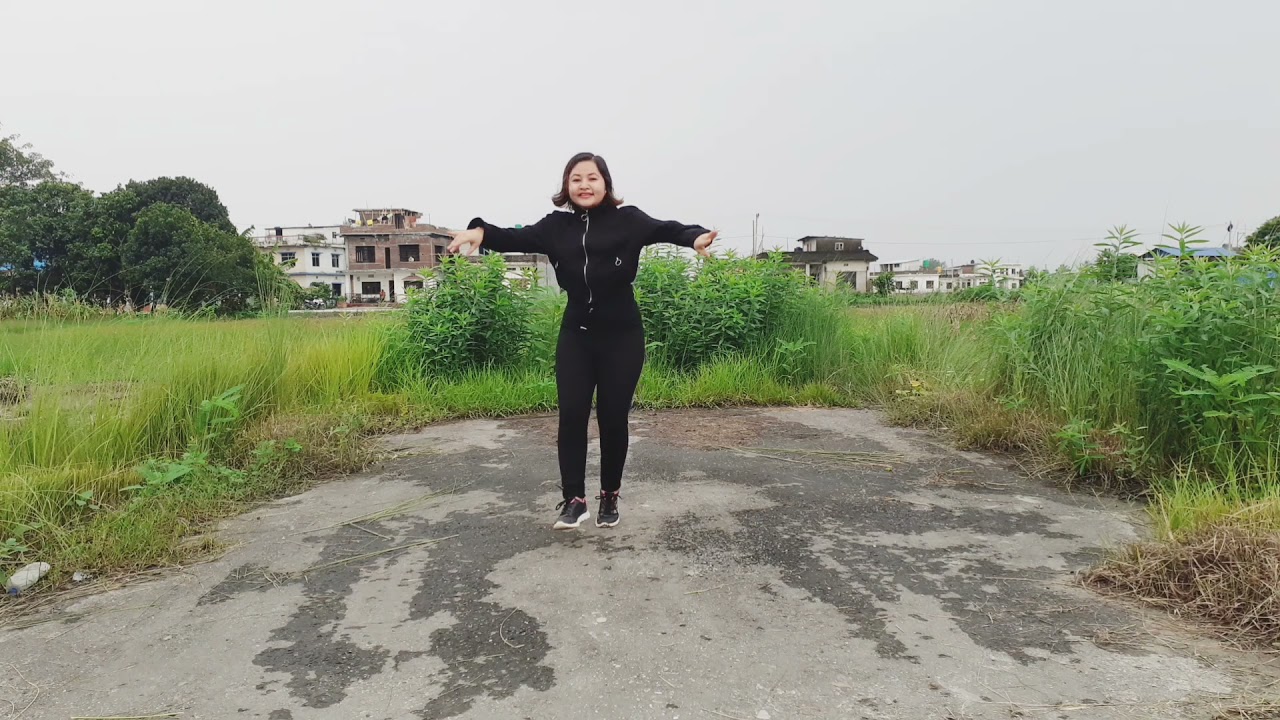 Maya le badhyo lau resham dance cover// माया ले बाँधयाे लौ रेशम नेपाली डान्स(part2)