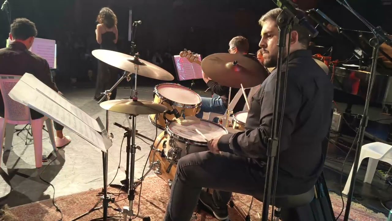 Sweet Home Chicago - Big Band Villa-Lobos Joinville - Mika Nascimento