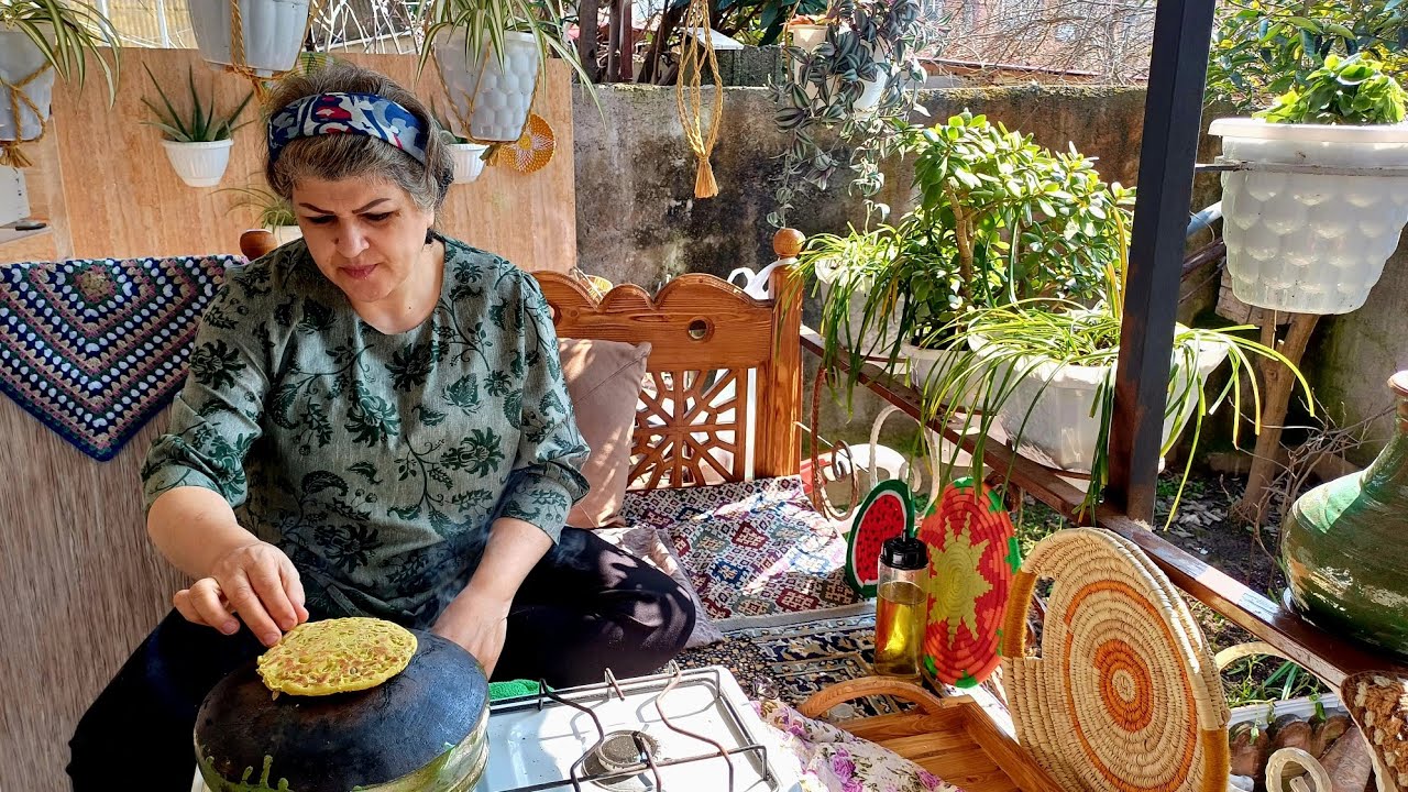 Rural life in Iran🛖The secret to making fresh, delicious, traditional, rustic local bread🤩😍😋😋👌👌🫓🥖🍞🍪🥐