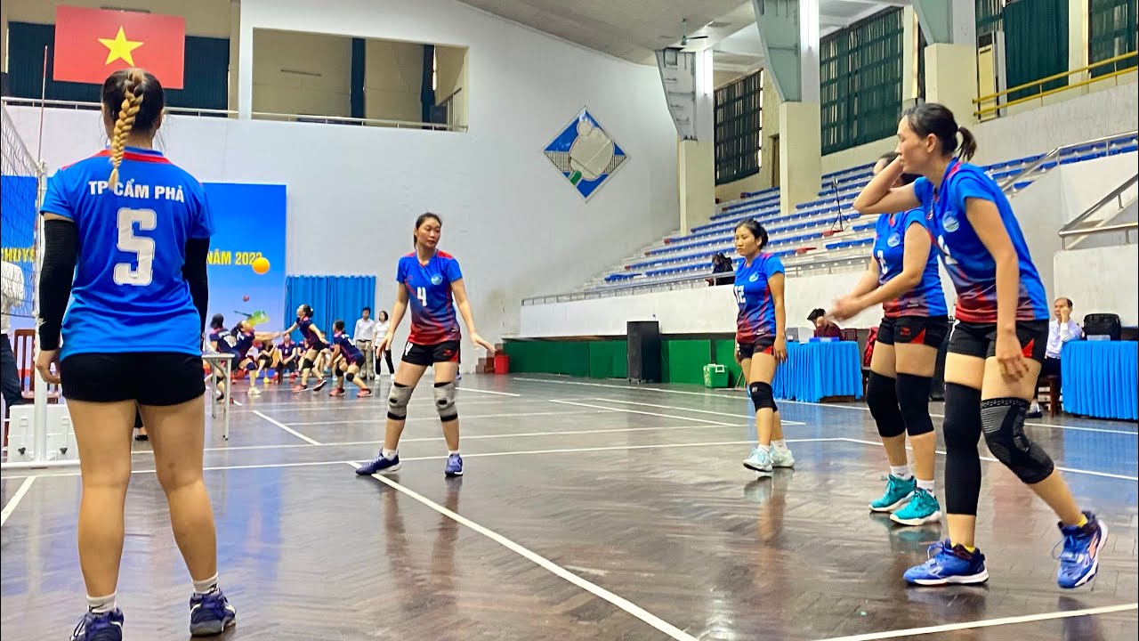 TRẬN THI ĐẤU BÓNG CHUYỀN HƠI ĐỈNH CAO , GIẢI VÔ ĐỊCH NỮ TỈNH QUẢNG NINH 2023.