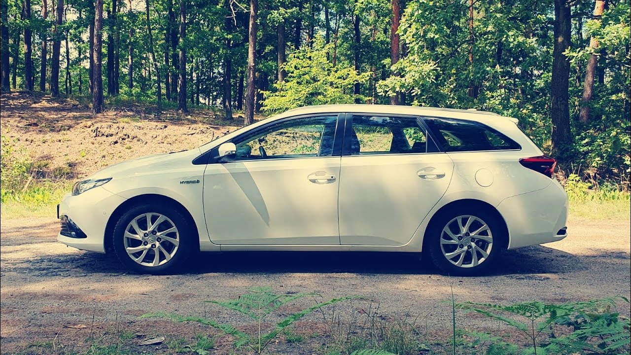 Gotowiec inwestycyjny od Toyoty czyli hybrydowy Auris