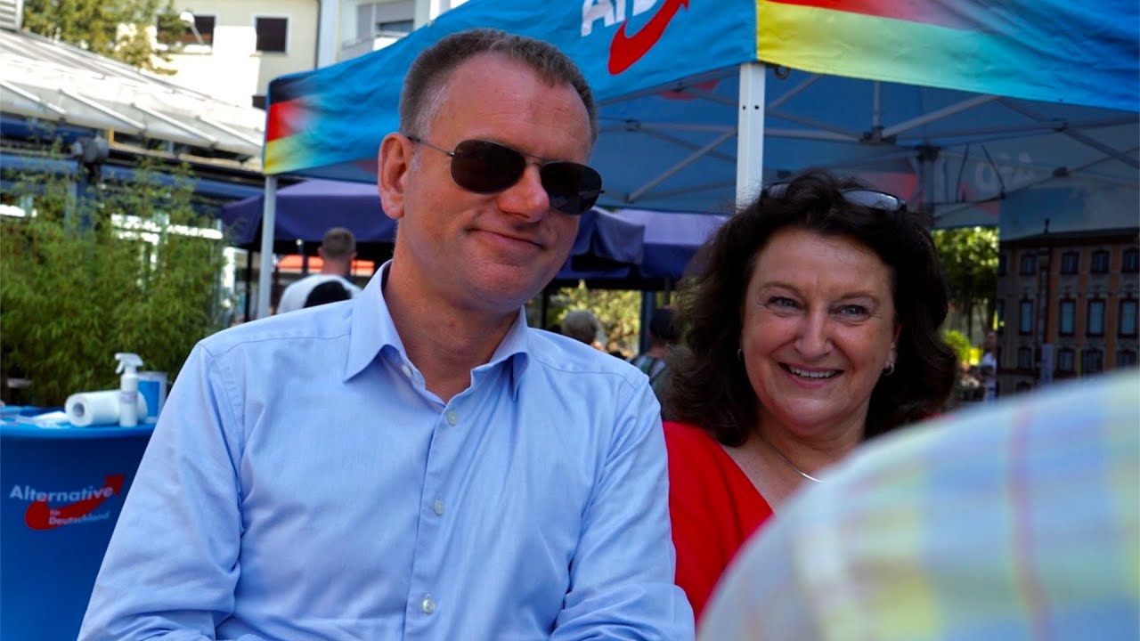 Dirk Spaniel on Tour: Infostand in Bruchsal
