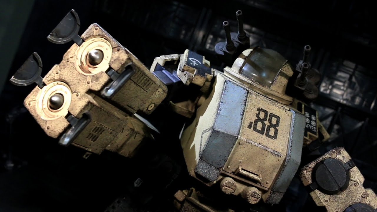 Oritoy Acid Rain Stronghold (Quad Eye) Sand 88 Ver. with Plastic Treads - Vangelus Review 187-R