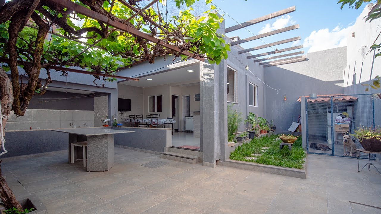 CASA TÉRREA 4 QUARTOS - QSA TAGUATINGA SUL