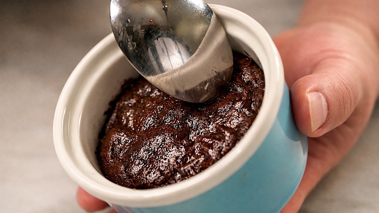I Make These Ultra Fudgy Mini Chocolate Cakes Whenever I Crave Something Deep & Rich