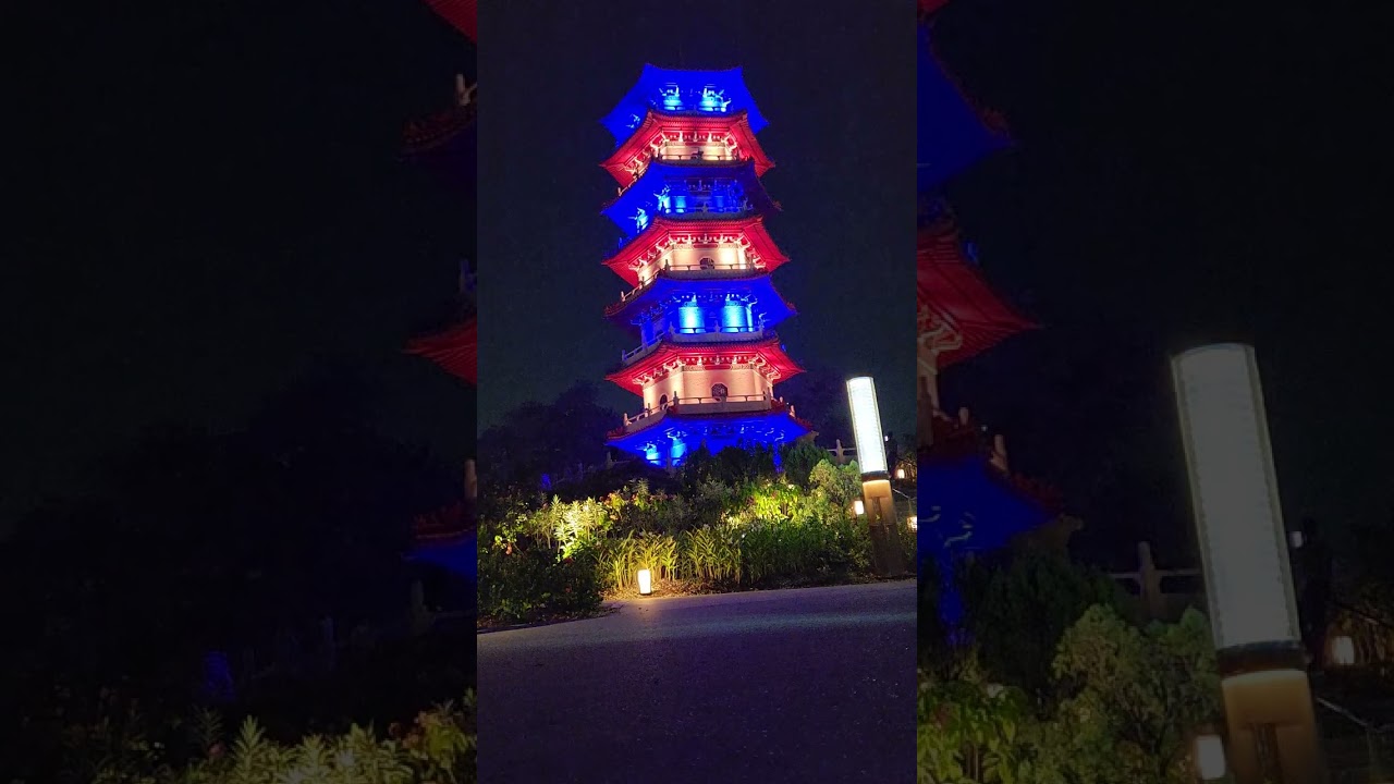 Chinese Garden Cloud Pagoda Light Show 2025
